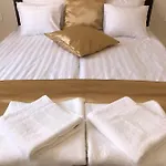 Kerekes Panzio Es Etterem B&B 3*