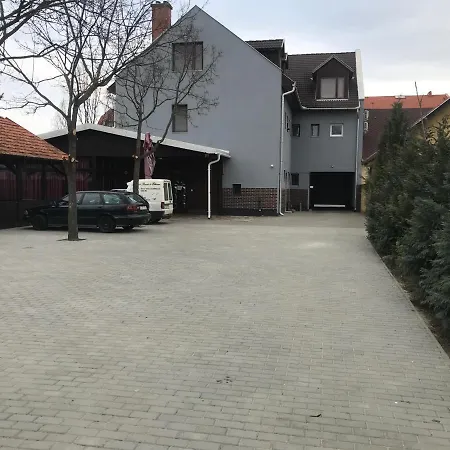 Kerekes Panzio Es Etterem Balmazújváros